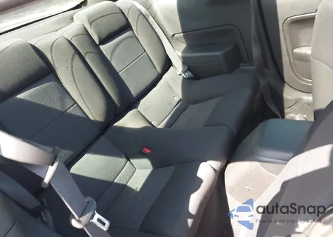 2009 Ford Mustang V6/V6 Premium z USA, uszkodzony, nr VIN 1ZVHT80N295128872